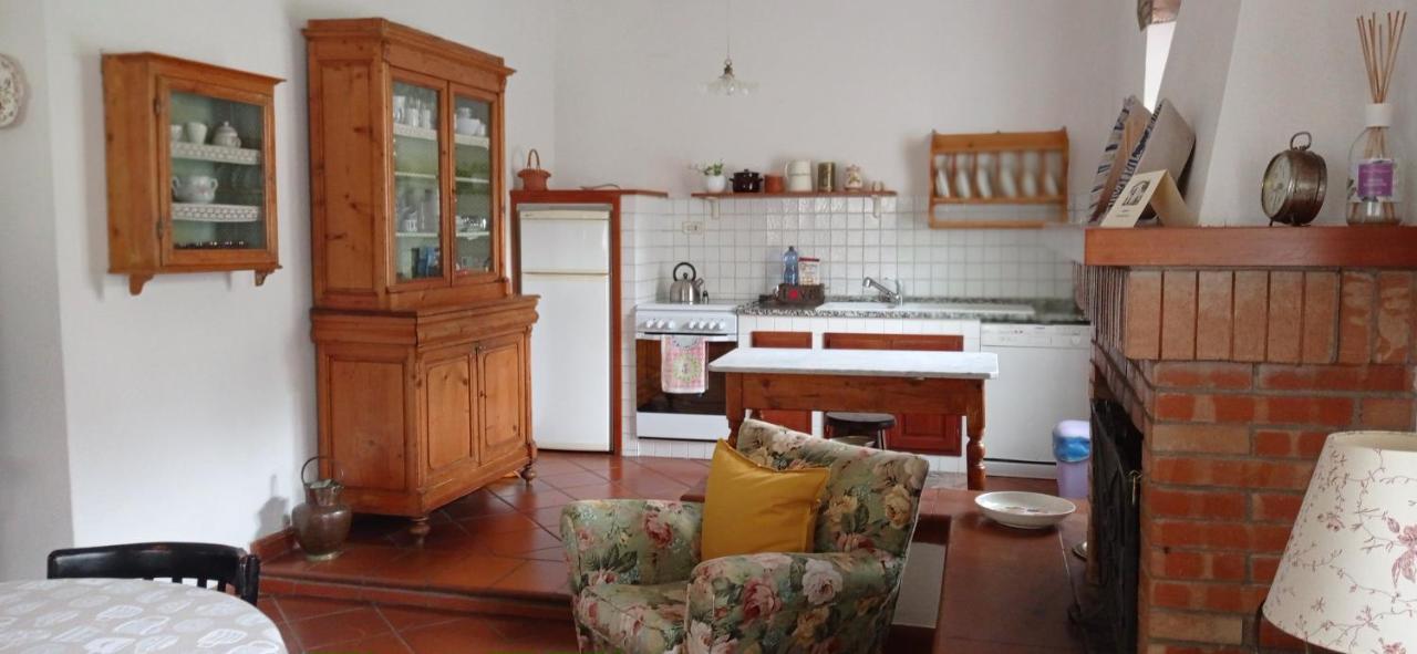 Casa Bartolacci Charme In 毕威格利亚努 外观 照片